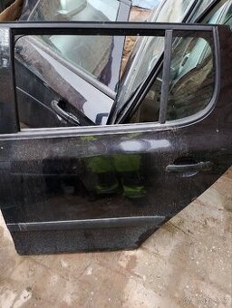 Dveře škoda fabia 2 cena za kus