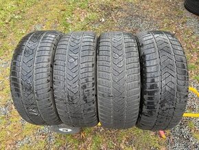 Zimní pneu 225/50/17