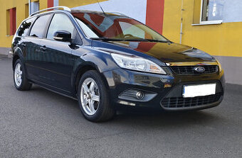 Ford Focus Combi 1.6i 74kw ,136971 tkm,tažné,klima