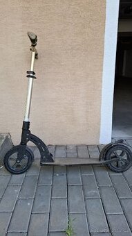 Prodam detskou kolobezku ve velice zachovalem stavu