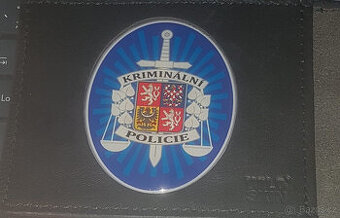 Replika současného odznaku kriminální policie