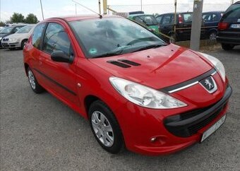Peugeot 206 1,1 i 44 kW PLUS Serviska benzín
