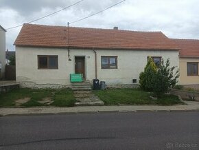 Prodej rodinného domu se zahradou ve Višňové - 1