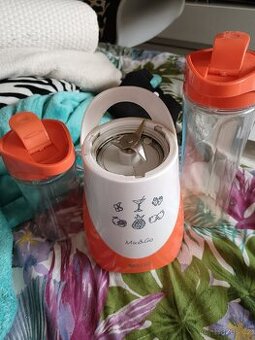 Smoothie mixér ECG - 1