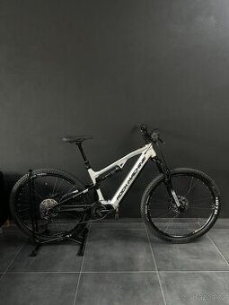 Testovací Elektrokolo Rock Machine (780km Najeto)