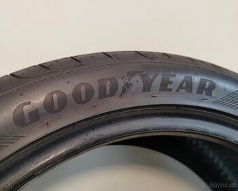 Letní pneumatiky GoodYear Eagle F1 225/45/19 96W - 4ks