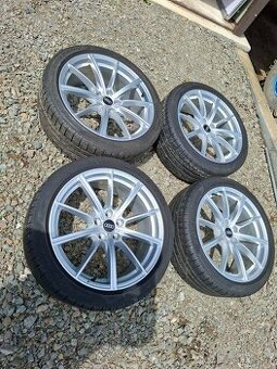 Originální alu kola Audi RS 4, 8JxR19 - 1
