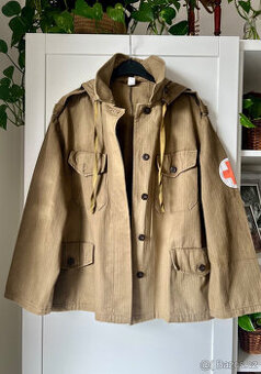 Army vintage vojenská bunda/uniforma Červený kříž