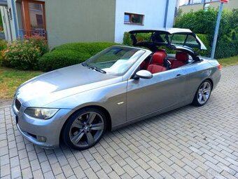 330 D - Cabriolet, Automat