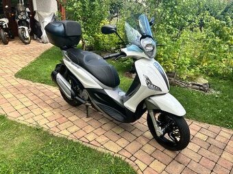 Piaggio Beverly 350