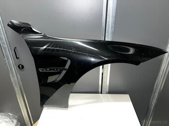 originální blatník – BMW M4 F82 (pravý)