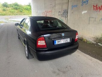 Octavia 1.6 75kw rv 2003 nova stk