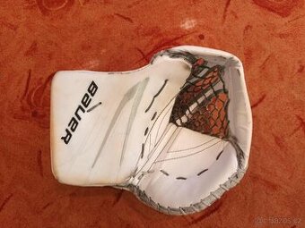 Brankářská lapačka Bauer Vapor Hyperlite 2, sr., klas. gard