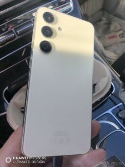 Samsung Galaxy S24 Gold v perfektním stavu