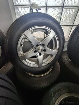 Alu kola, 205/60 R16, zimní pneu