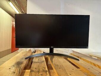Ultra širokoúhlý monitor 21:9 LG 29WL500 73cm