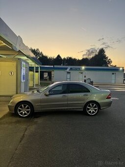 Mercedes C 220 cdi Sport edition Rok 2006 Top stav