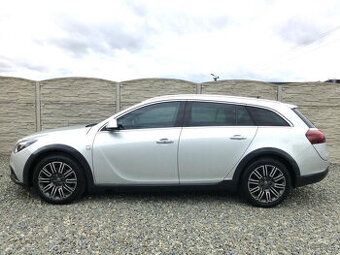 ++Opel Insignia 2.0CDTi 4x4 COUNTRY TOURER 1A++ - 1