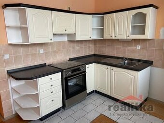  REZERVACE  Prodej slunného bytu 59 m2, 2+1, Opava, ul