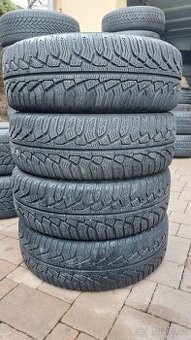 Pneu zimní, 4 kusy, rozměr 195/60/15, 88T, zn. UNIROYAL