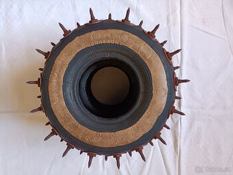 Motokára pneumatika barum continental stomil s hřeby hladkou