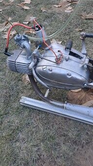Motor Jawa pionýr 50