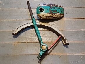 Stadion S1,VIDLICE SMRTI,S11,S22,pozůstalost,moped