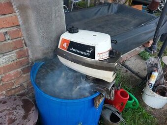 Závěsný lodní motor JOHNSON  Seahorse 4HP