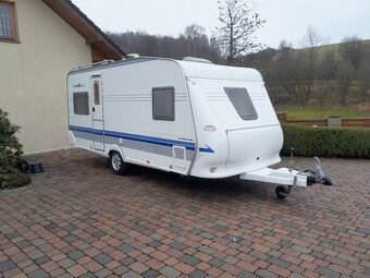 Obytký přívěs Hobby 495 UFE Excellent easy předstam,mover