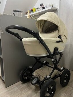 Kočárek Junama beige