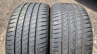 Letní pneu 235/35/19 Firestone