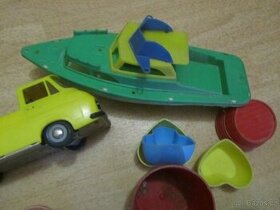 Retro hračky -bez žlutého auta