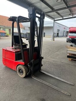 VZV STIHl 1,5 t elektro+nabíječka
