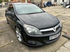 Opel Astra GTC - Náhradní díly