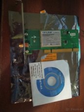 Karta 54 Mb pro příjem Internetu po Wifi do stolního PC.