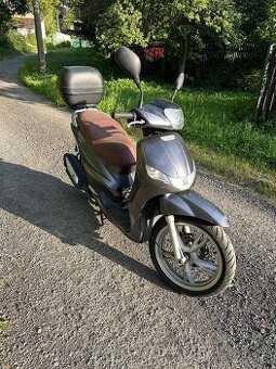Peugeot tweet 125