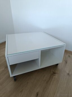 Konferenční stolek Ikea