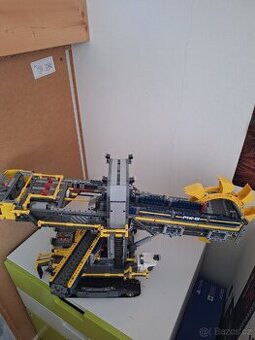 Lego technic 42055 důlní rypadlo - 1