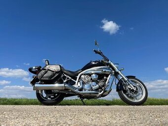 Hyosung Aquila GV650 – Cruising v plné výbavě