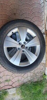 Škoda superb 3 alu disky 17 zimní pneu