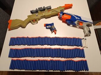 Nerf a Huntsman zbraně + 140 nábojů