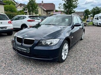 BMW 320i 110 kW Výhřevy,Klima,Alu,Stav