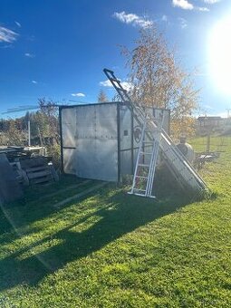 Stavebni bunka, bouda, garaz