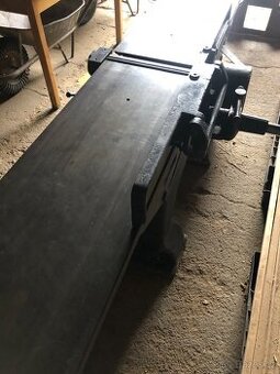 Hoblovka , srovnávačka .