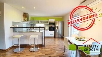 Pronájem podkrovního bytu 3+kk se zahradou, 76 m2, ul. Jaros