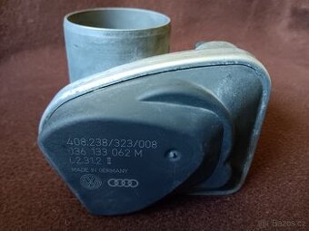 Škrtící klapka z VW GOLF 4 (2004)