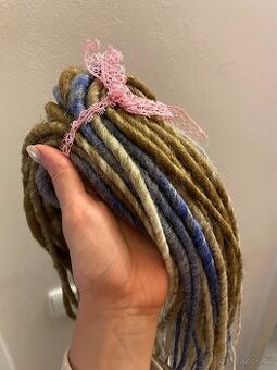 Umělé dredy z vlny