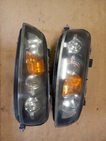 Fiat Punto přední světla