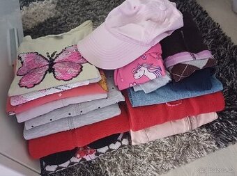 Balík dětského oblečení pro holčičku vel. 122/ 128
