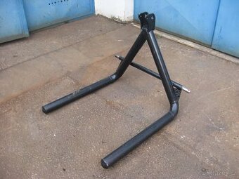 vidle na balíky a palety